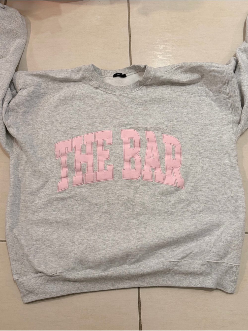 The Bar Varsity Sweatshirt Grey/Pink
